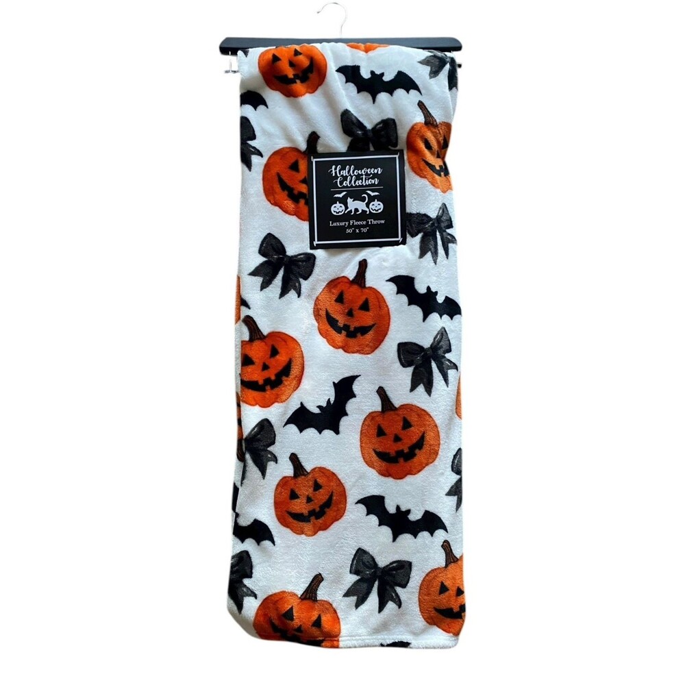 Halloween Collection Fleece Throw Blanket 50x70 Pumpkins Bats Bows Soft Cozy